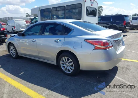 2015 Nissan Altima 2.5 S z USA, uszkodzony, nr VIN 1N4AL3AP6FC239722